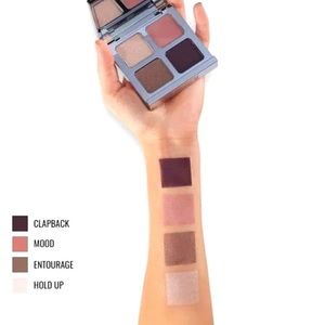 Nib IL Makiage color boss squad. Multi-dimensional eye color quad